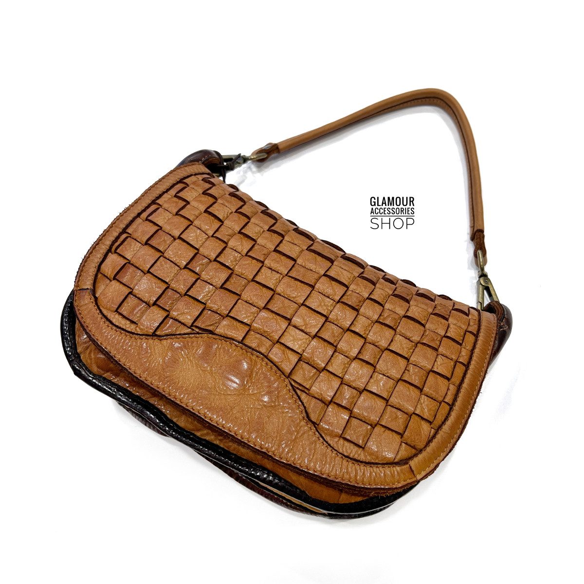 borsa donna con patta intreccita manico corto e tracolla regolabile lunga MADE IN ITALY Vikye - immagine 2