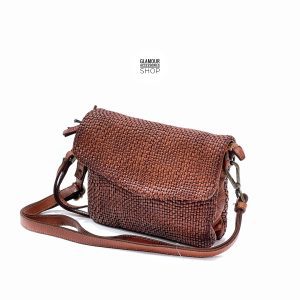 borsa donna tracollina con patta vera pelle intrecciata lavata vintage made in Italy artigianato italiano marrone https://www.glamouraccessoriesshop.it/wp-content/uploads/2024/12/borsa-donna-tracollina-con-patta-vera-pelle-intrecciata-lavata-vintage-made-in-Italy-artigianato-italiano-marrone-300x300.jpeg