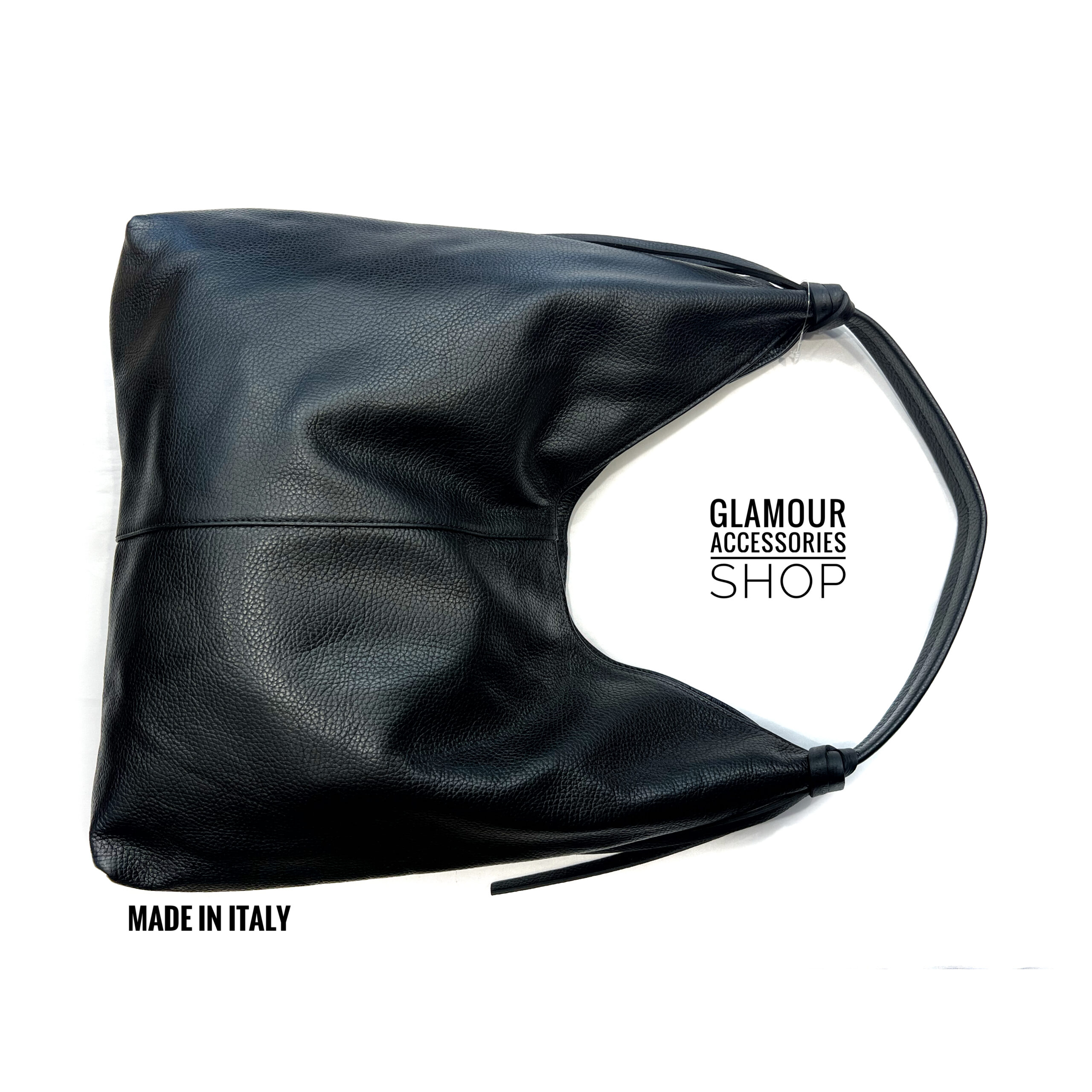 Borsa sacca donna in vera pelle Made in Italy, colore nera , con chiusura zip e dettaglio lacci al manico.