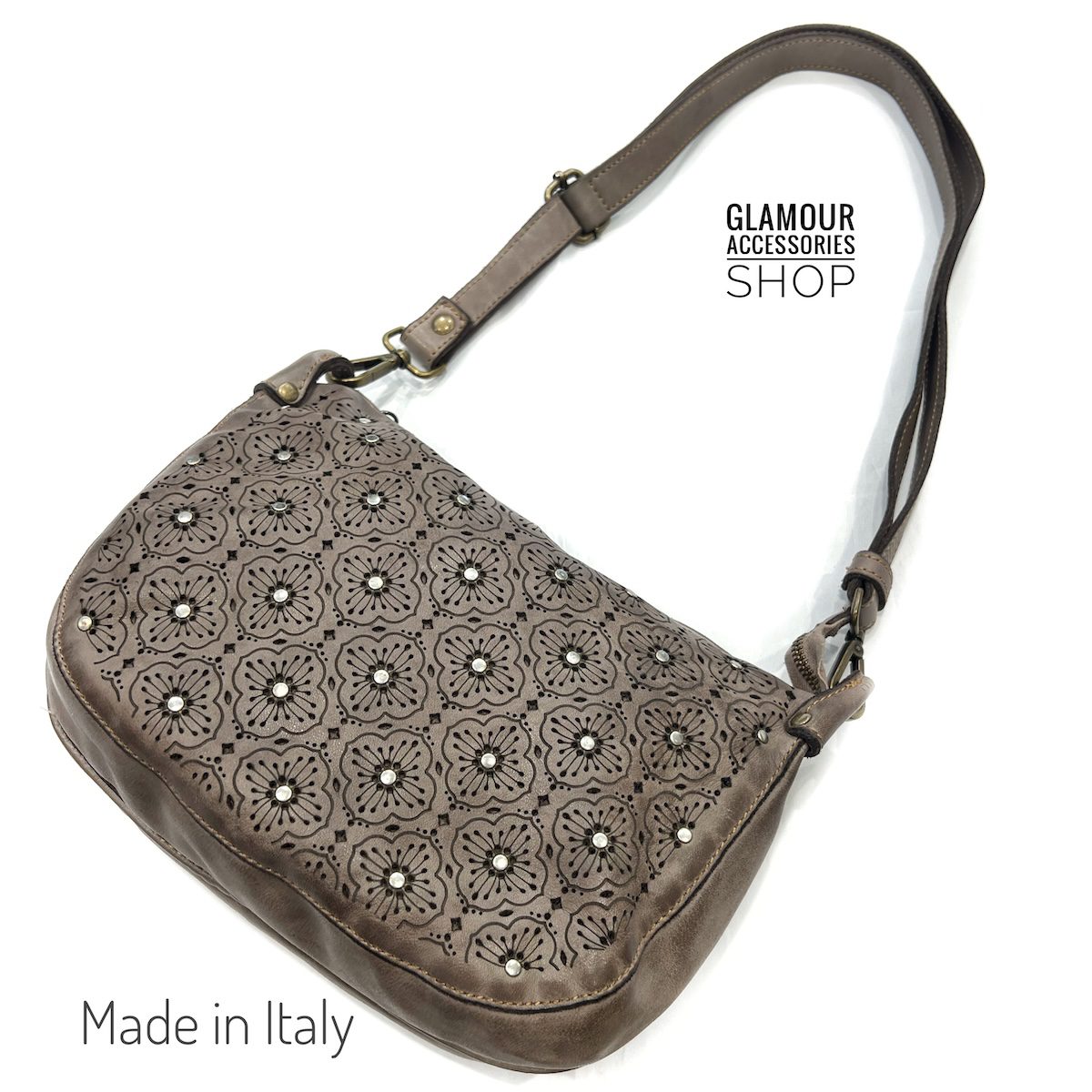 motivo mandala borchiato Made in Italy, tracolla regolabile, colore taupe scuro