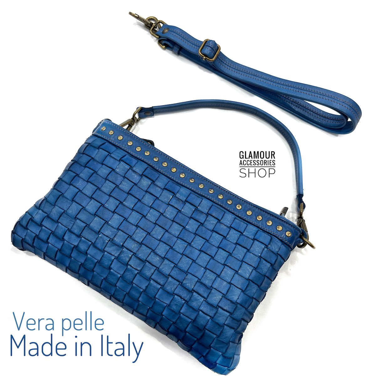 Borsa pochette donna Joan in vera pelle con intreccio largo, borchiatura, manico corto e tracolla regolabile Made in Italy.